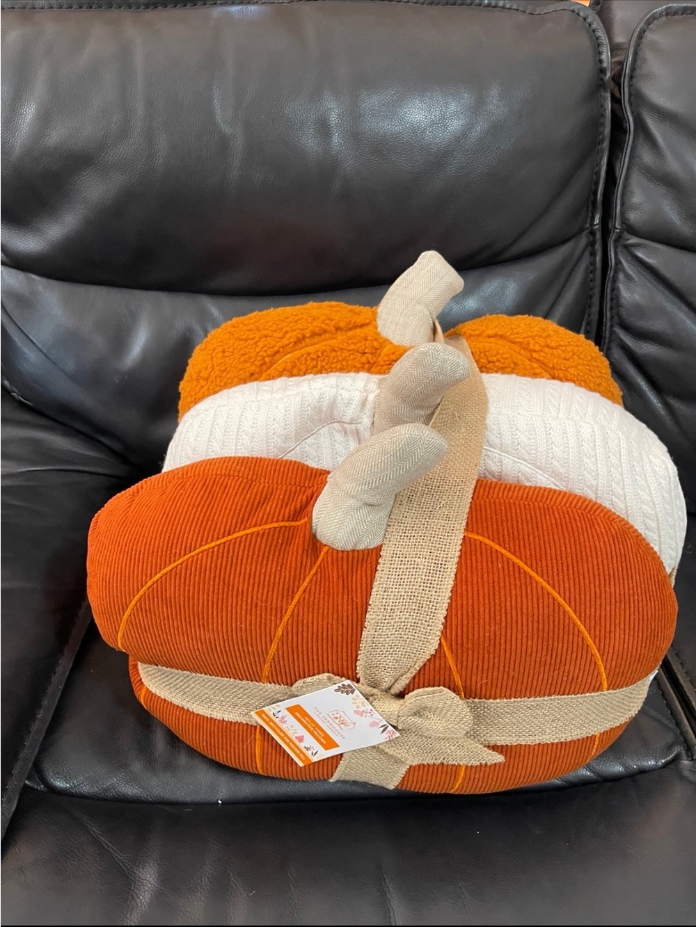 THE FARMHOUSE BY RACHEL ASHWELL Sherpa Pumpkin Pillow Set 3pk
